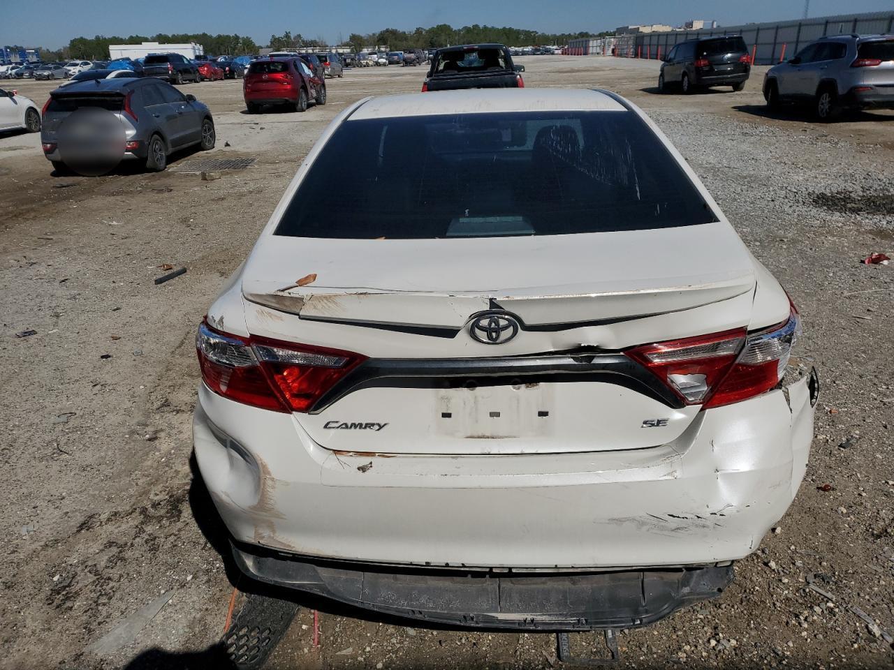 2017 TOYOTA CAMRY LE - Фото 6
