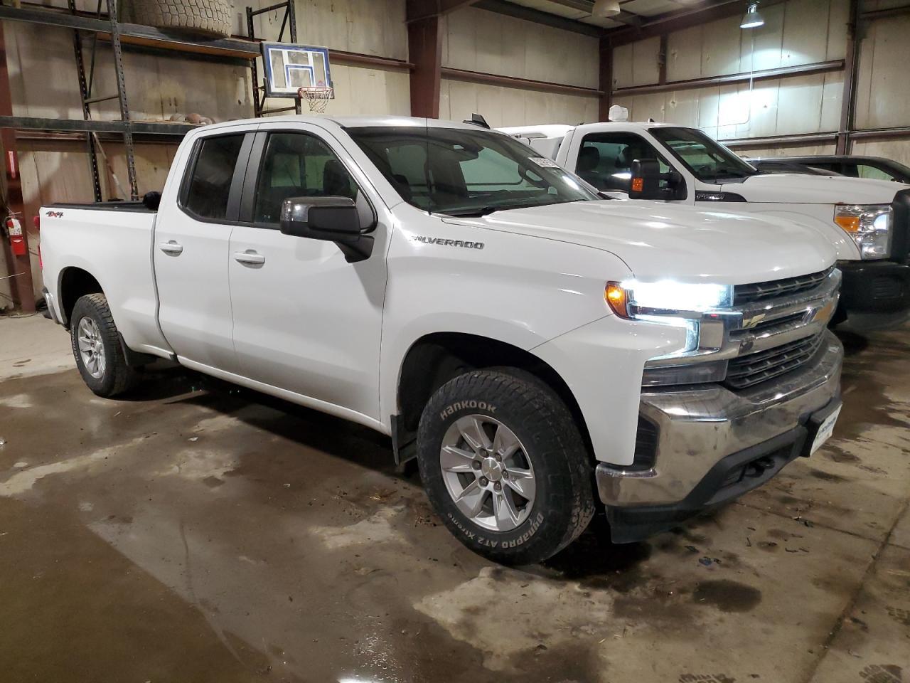 2019 CHEVROLET SILVERADO - Фото 4