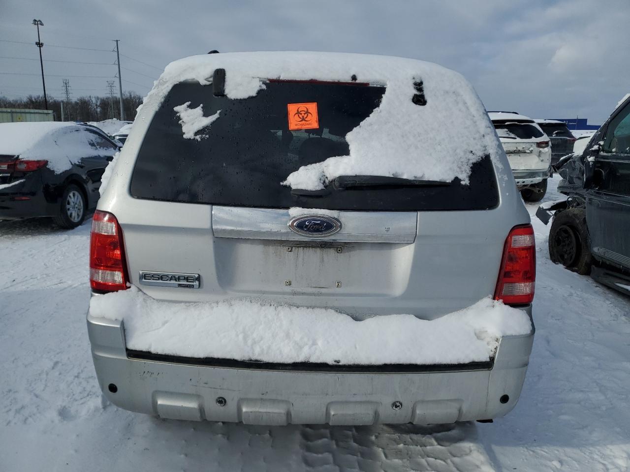 2012 FORD ESCAPE LIM - Image 6