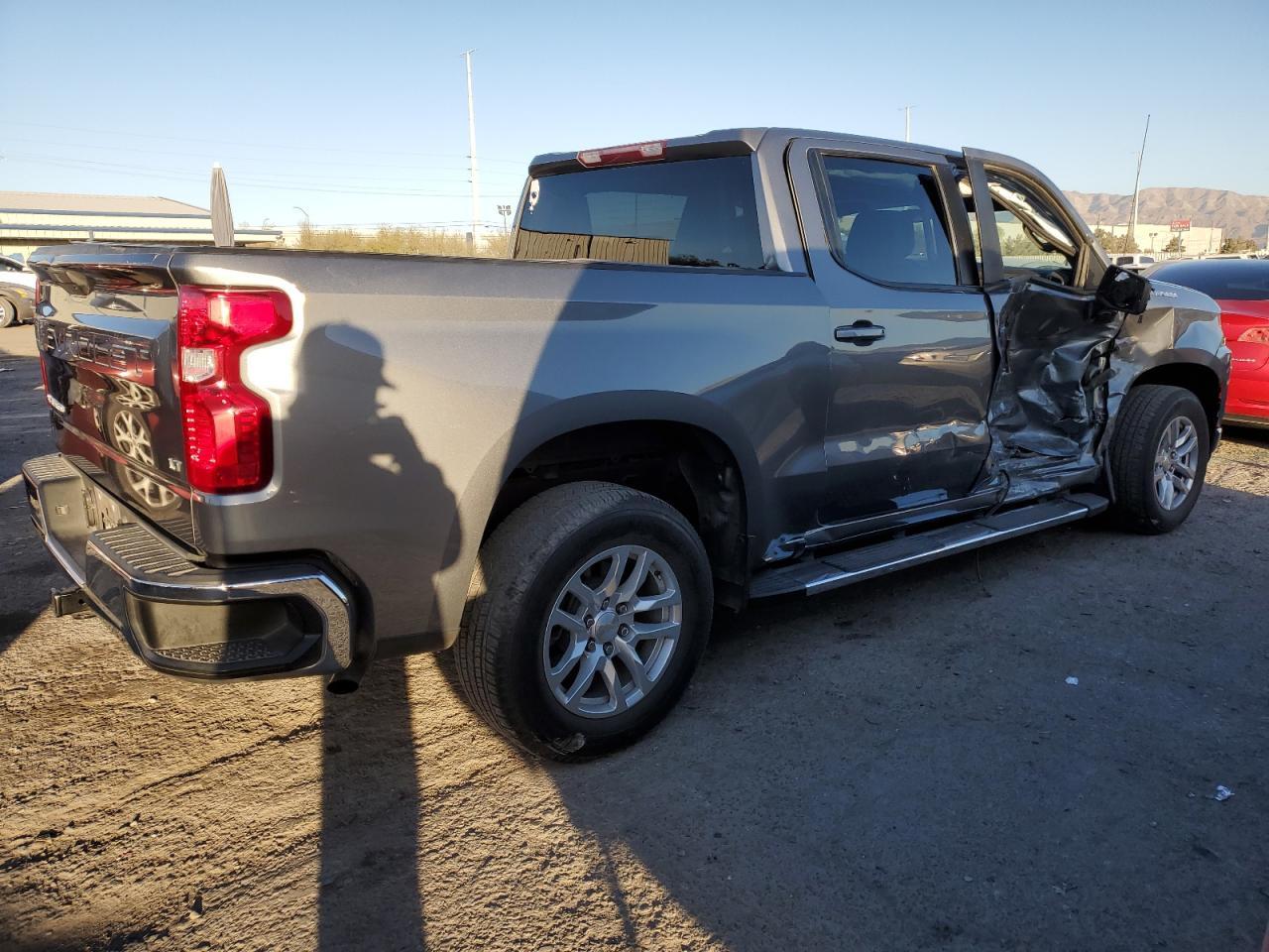 2021 CHEVROLET SILVERADO - Фото 3