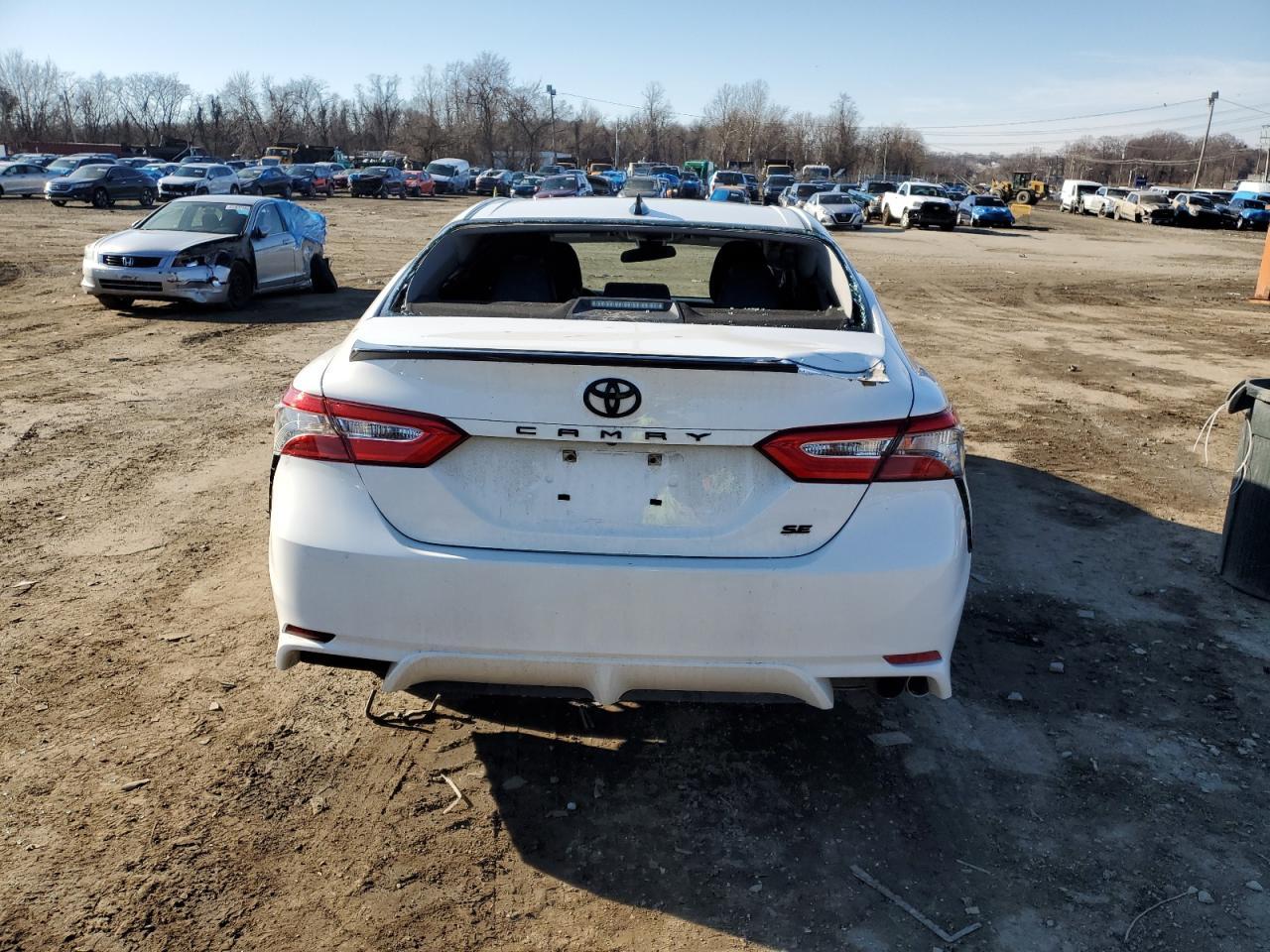 2019 TOYOTA CAMRY L - Image 6