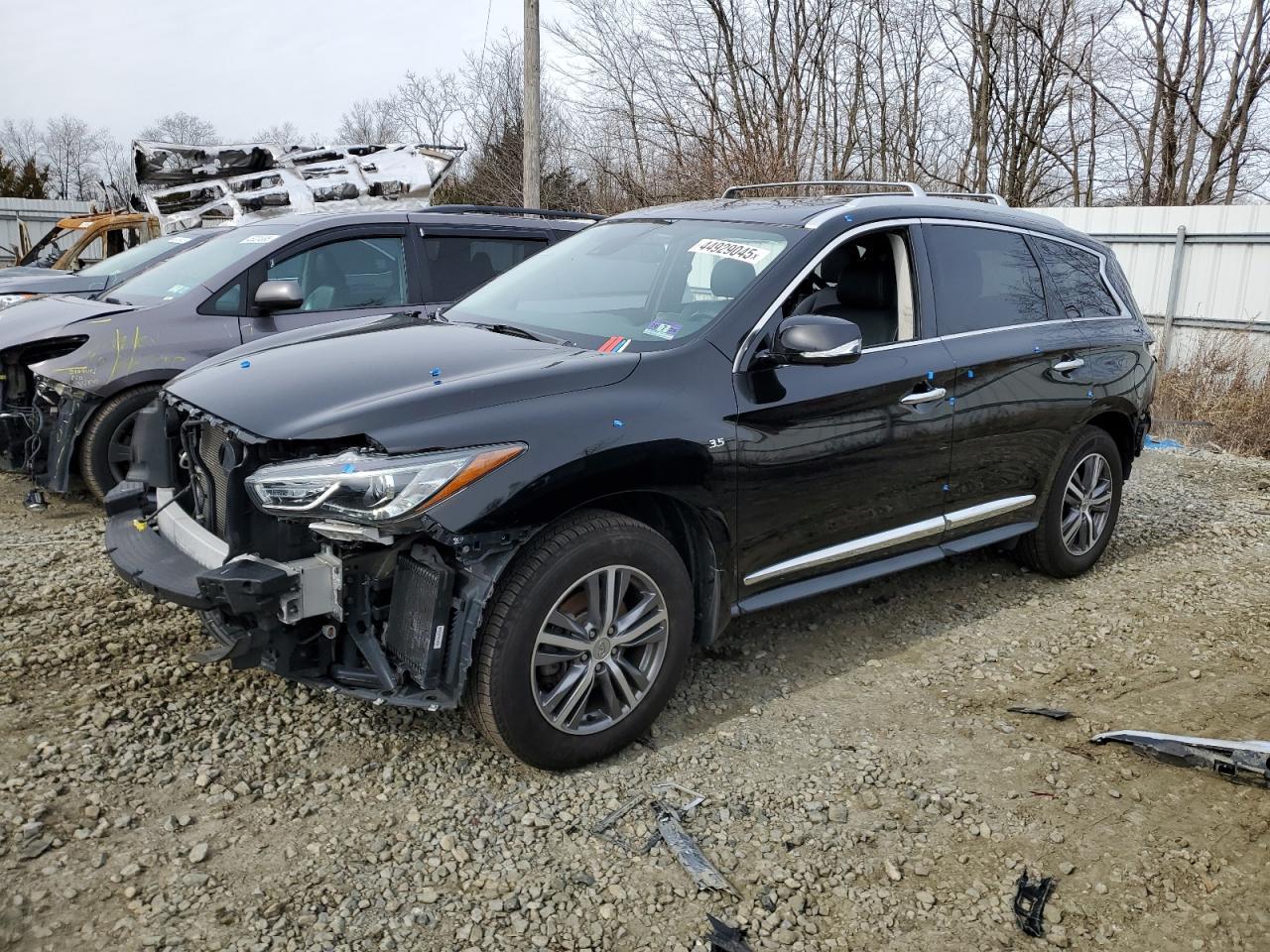2019 INFINITI QX60 LUXE