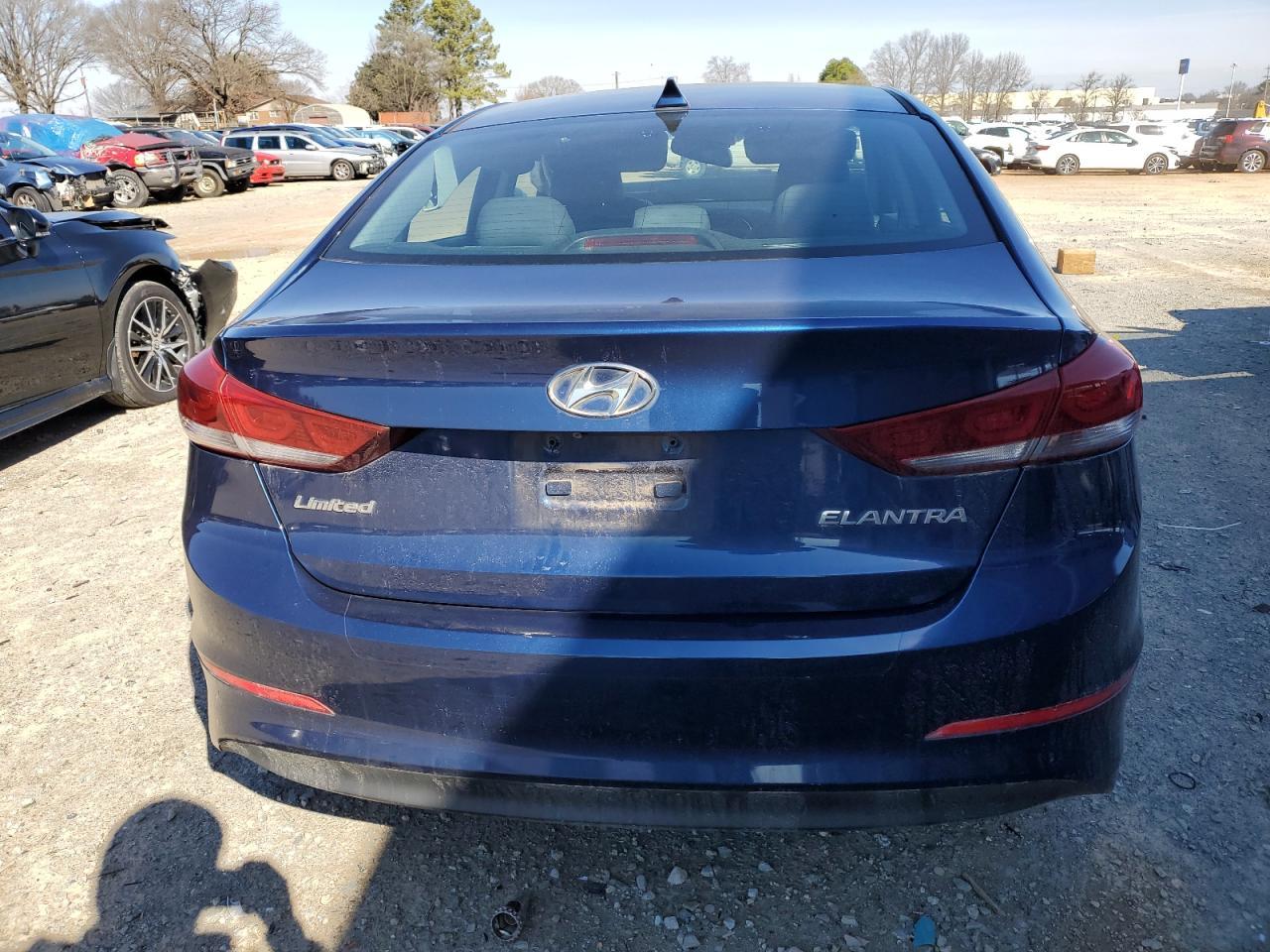 2017 HYUNDAI ELANTRA SE - Image 6