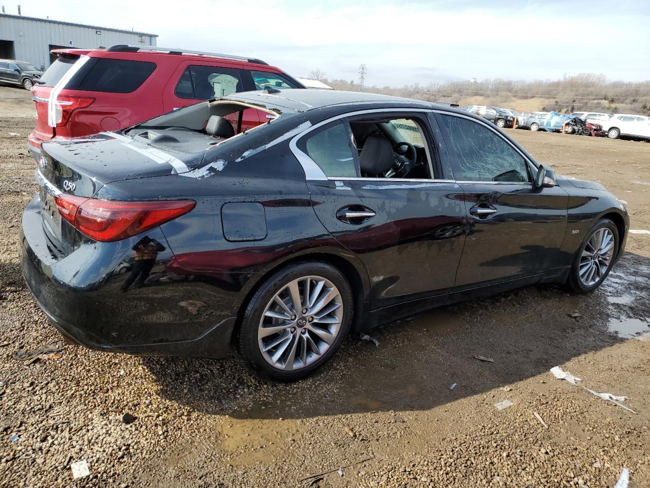 2018 INFINITI Q50 LUXE - Image 3