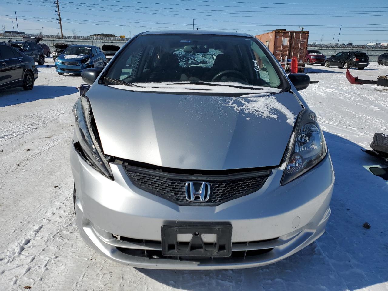 2011 HONDA FIT - Image 5