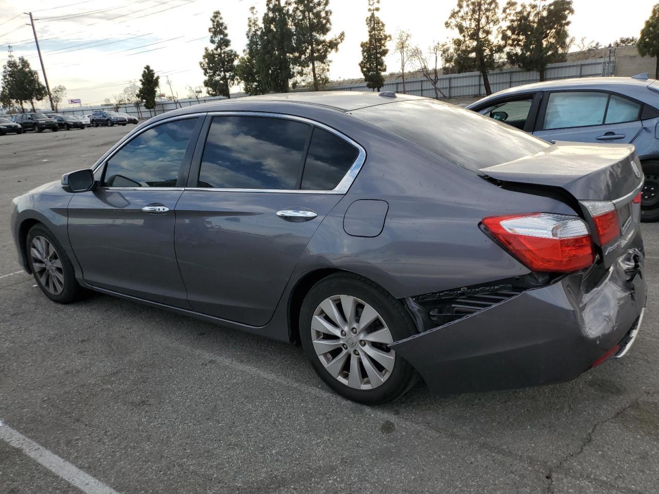 2015 HONDA ACCORD EXL - Image 2