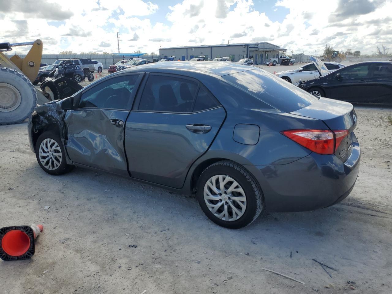 2019 TOYOTA COROLLA L - Image 2
