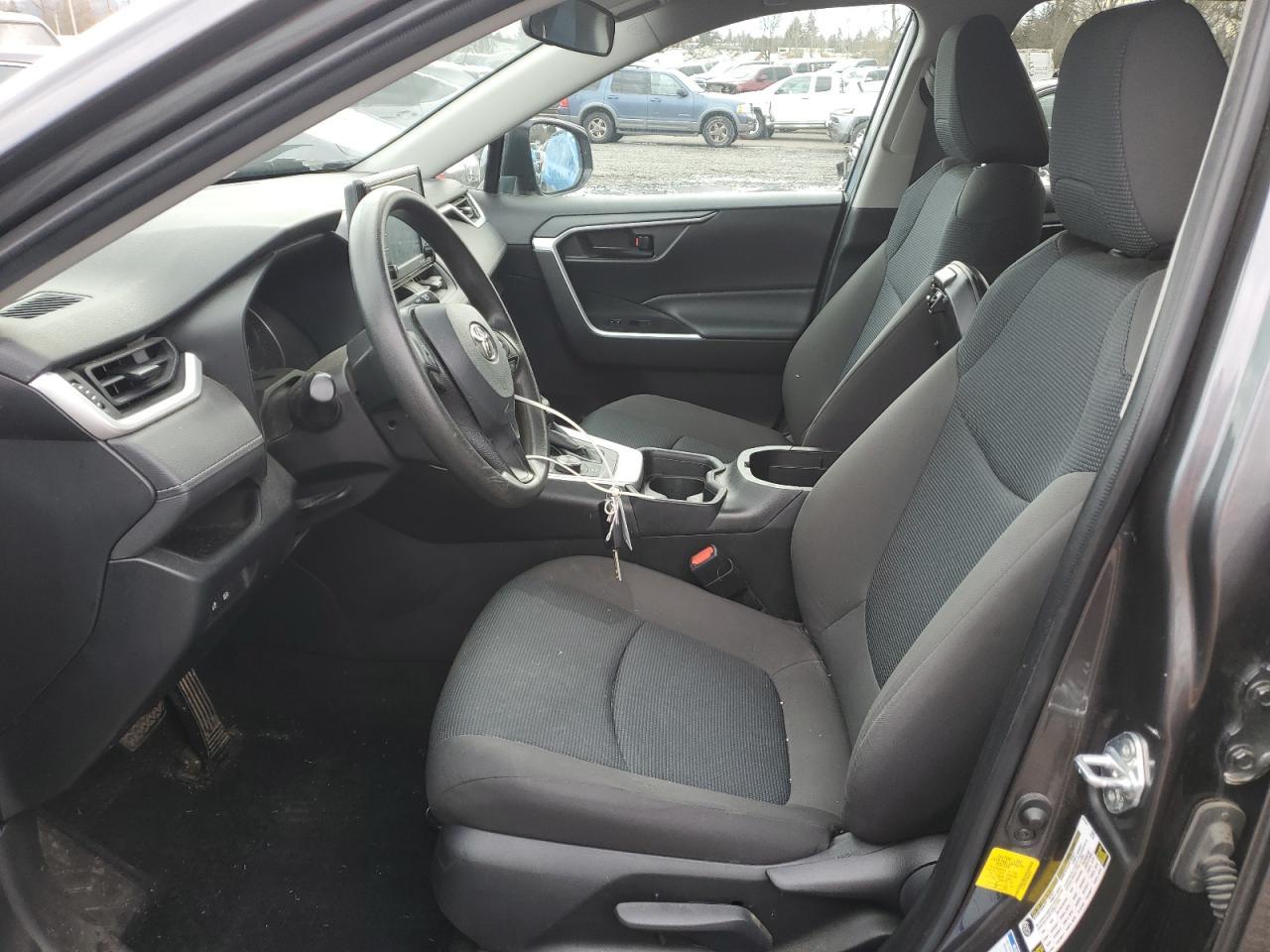 2021 TOYOTA RAV4 LE - Фото 7