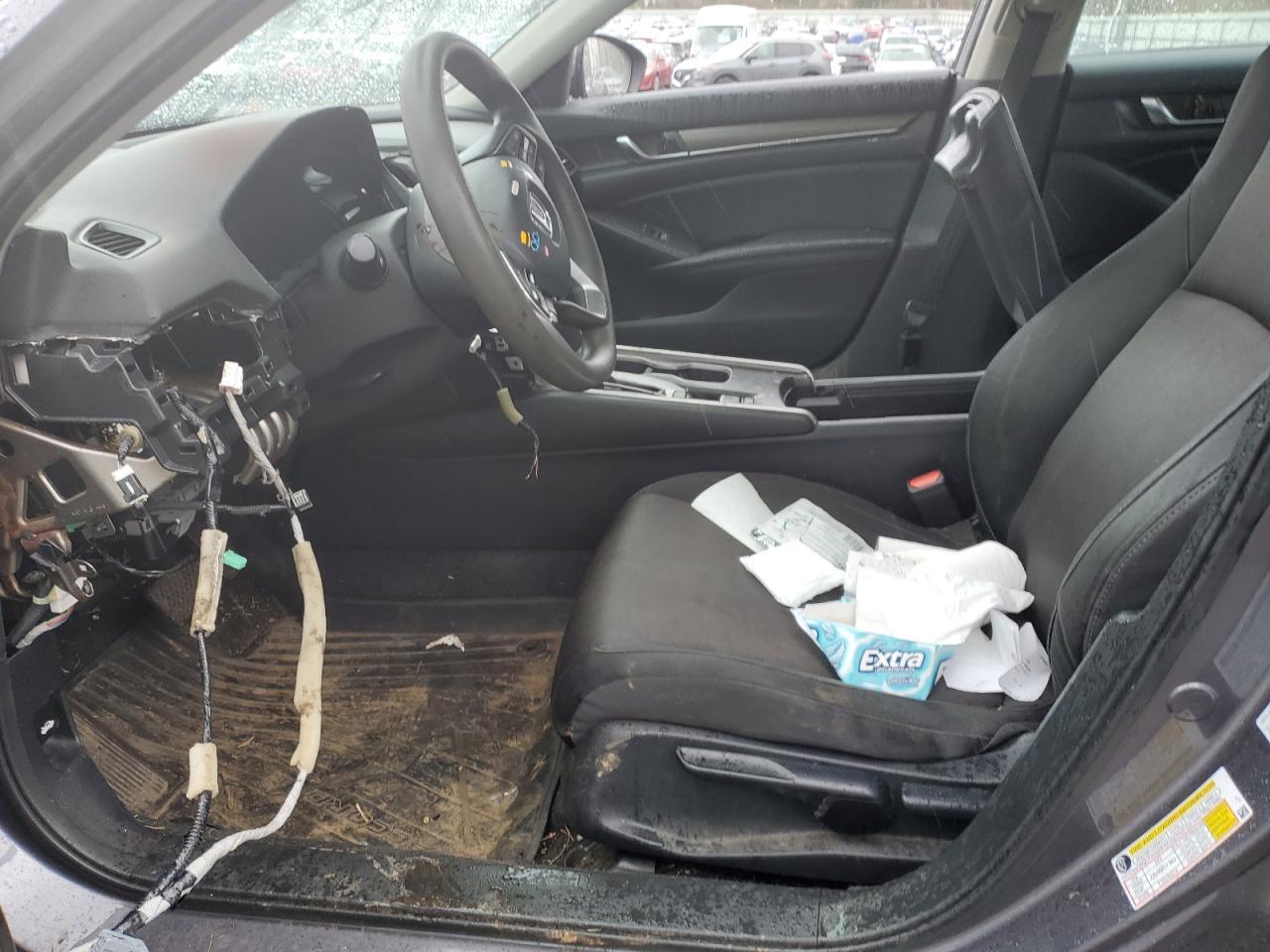 2018 HONDA ACCORD LX - Image 7