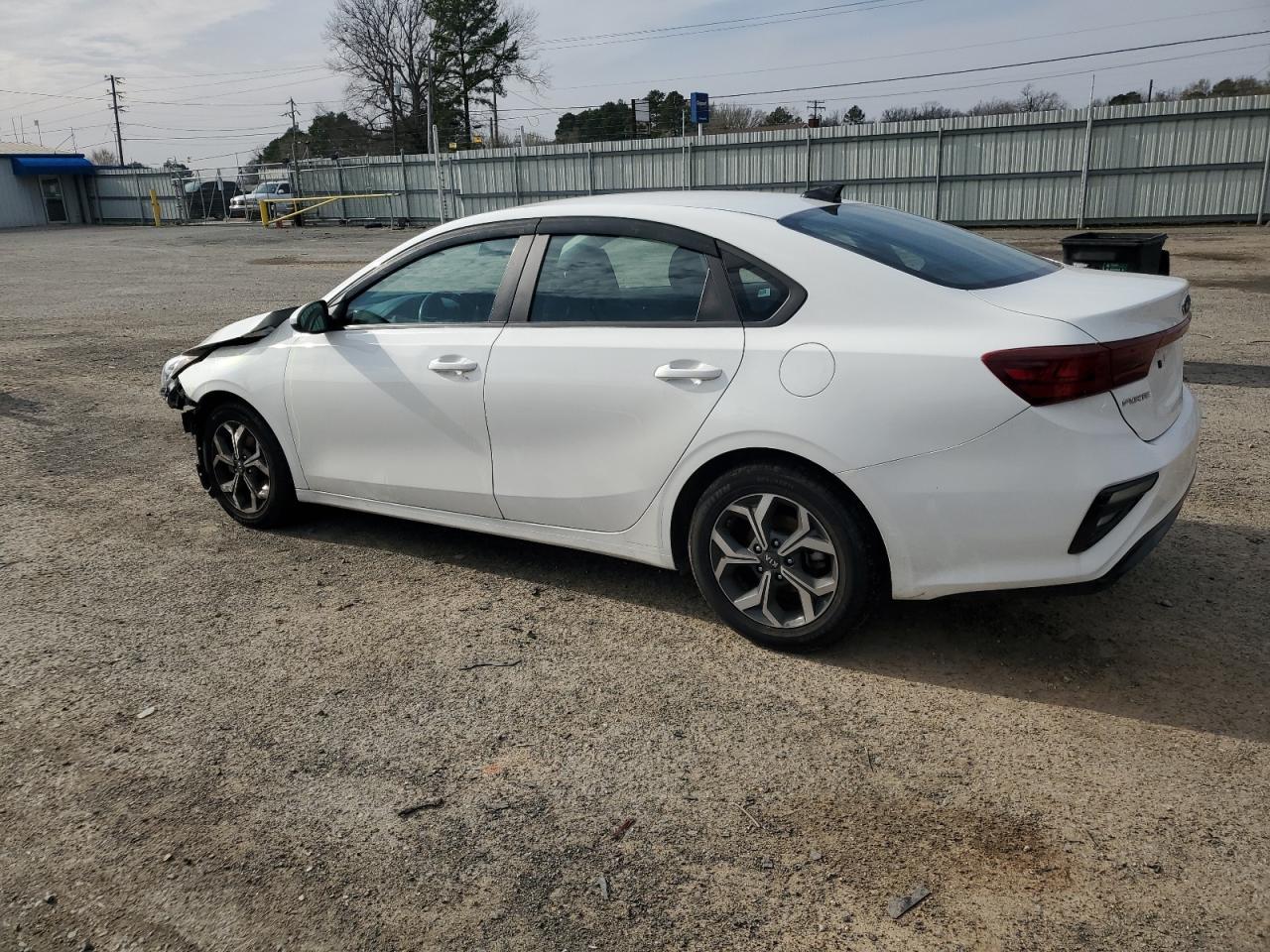 2021 KIA FORTE FE - Фото 2