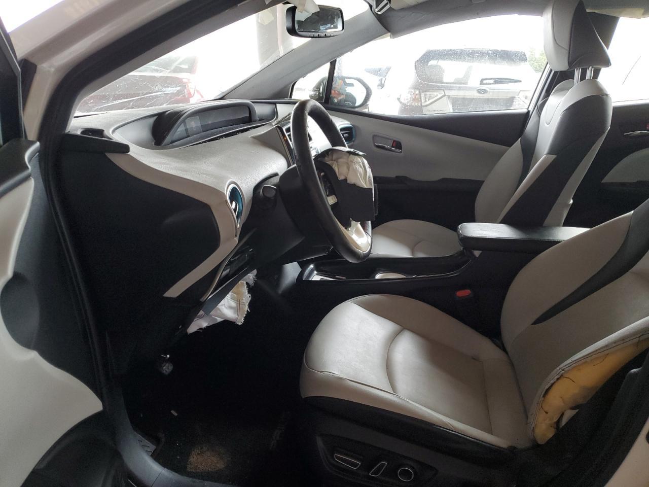 2016 TOYOTA PRIUS - Image 7