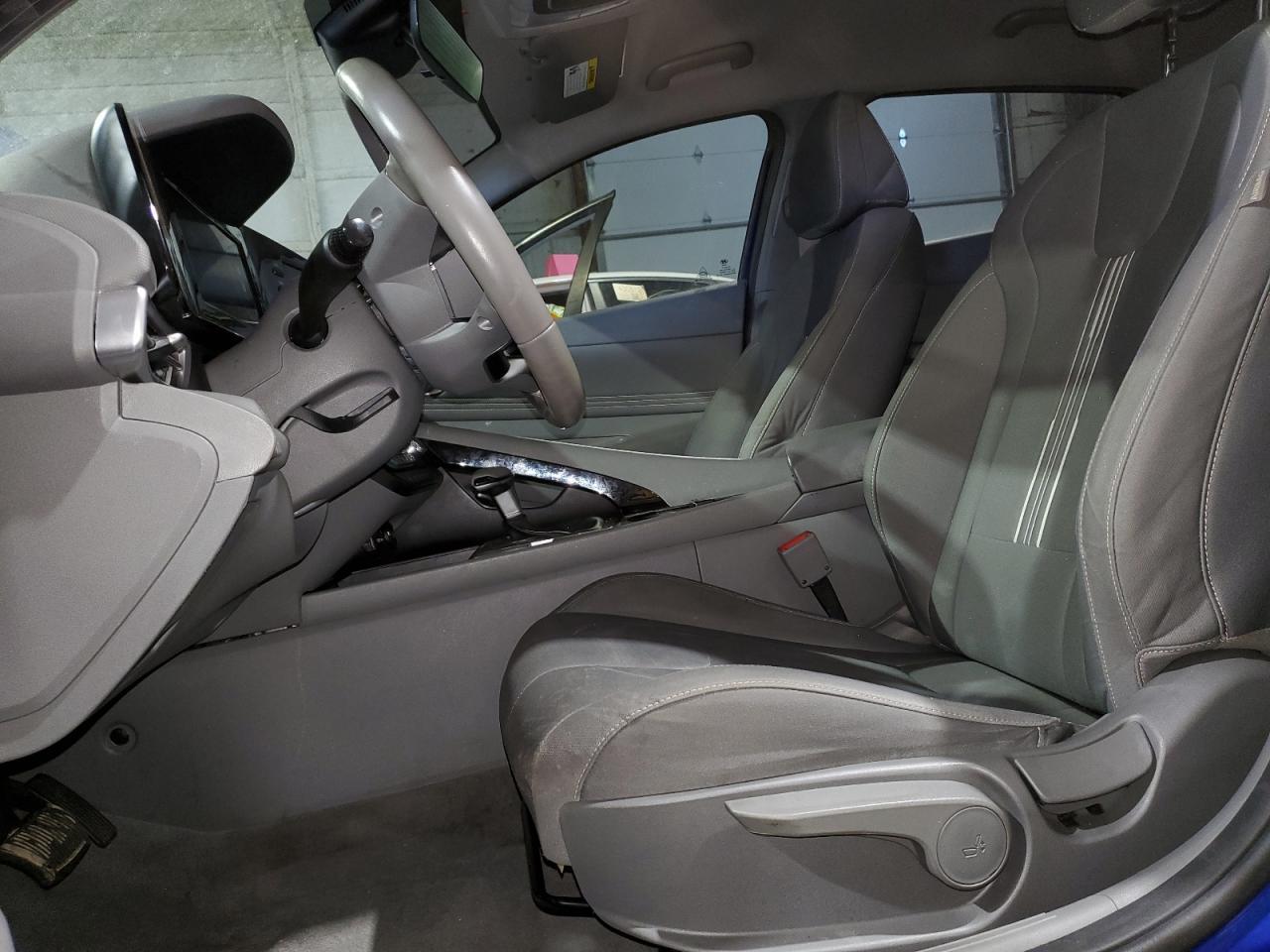 2022 HYUNDAI ELANTRA SE - Image 7