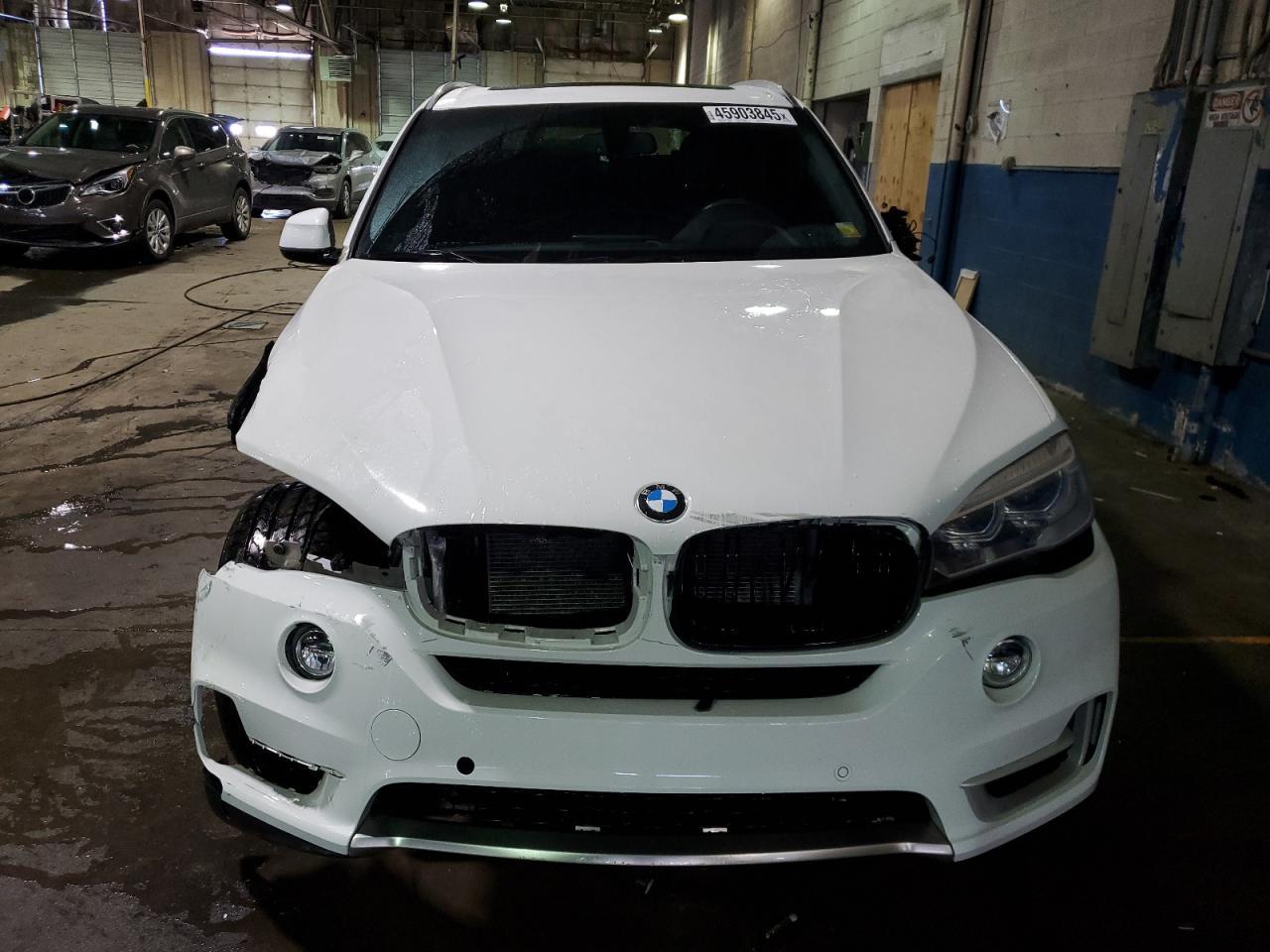2017 BMW X5 XDRIVE3 - Фото 5