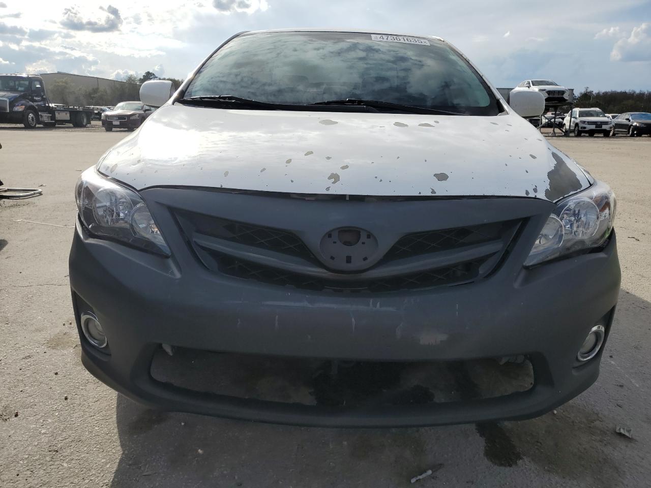 2013 TOYOTA COROLLA BA - Фото 5