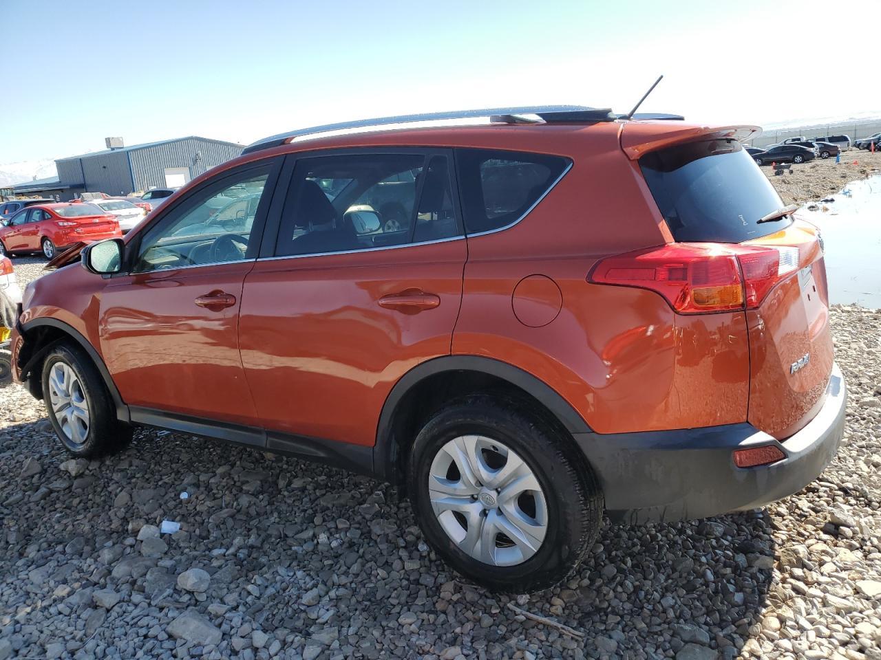2015 TOYOTA RAV4 LE - Image 2