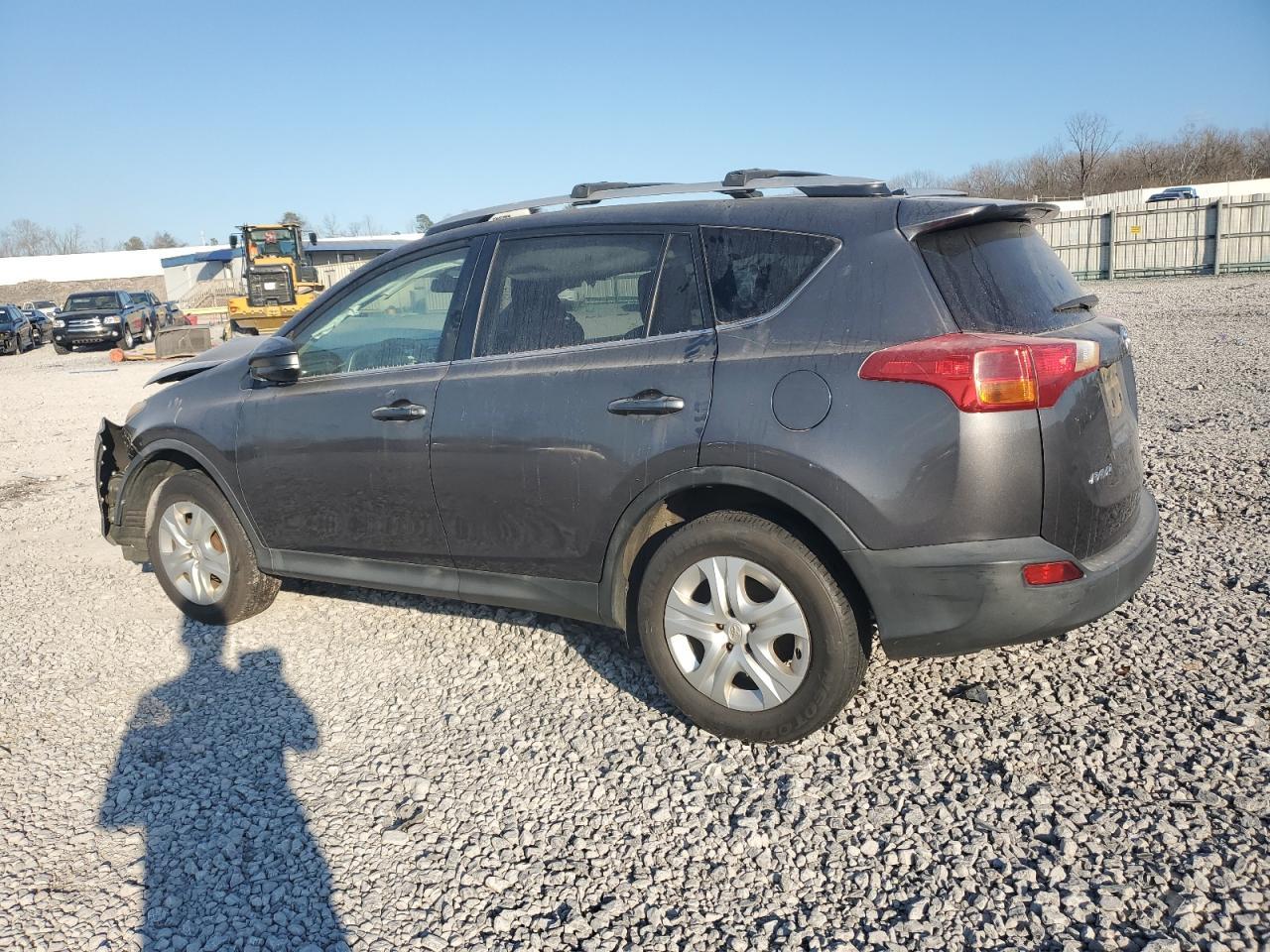 2015 TOYOTA RAV4 LE - Image 2