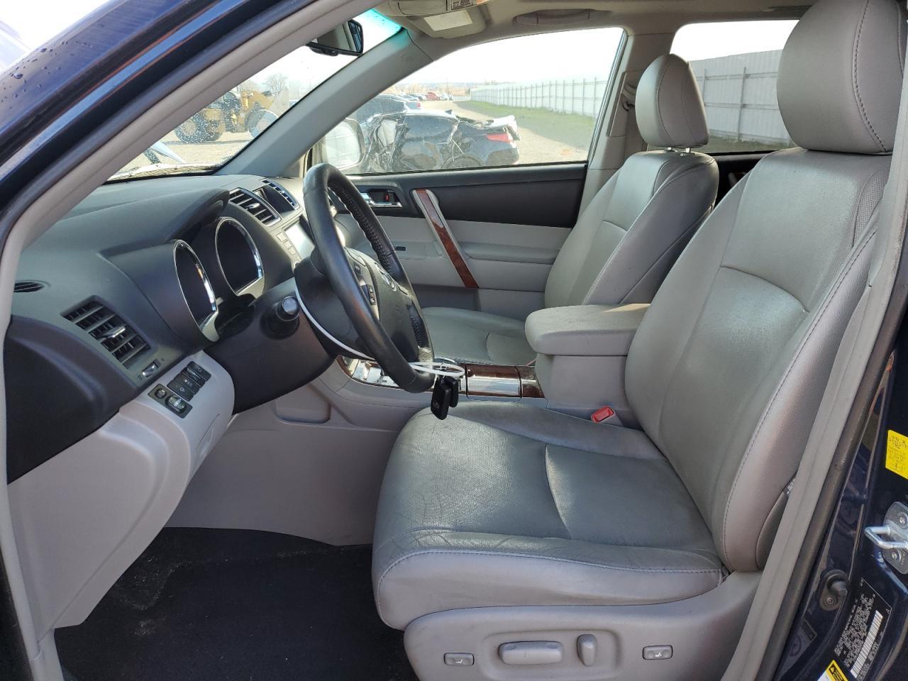 2011 TOYOTA HIGHLANDER - Image 7