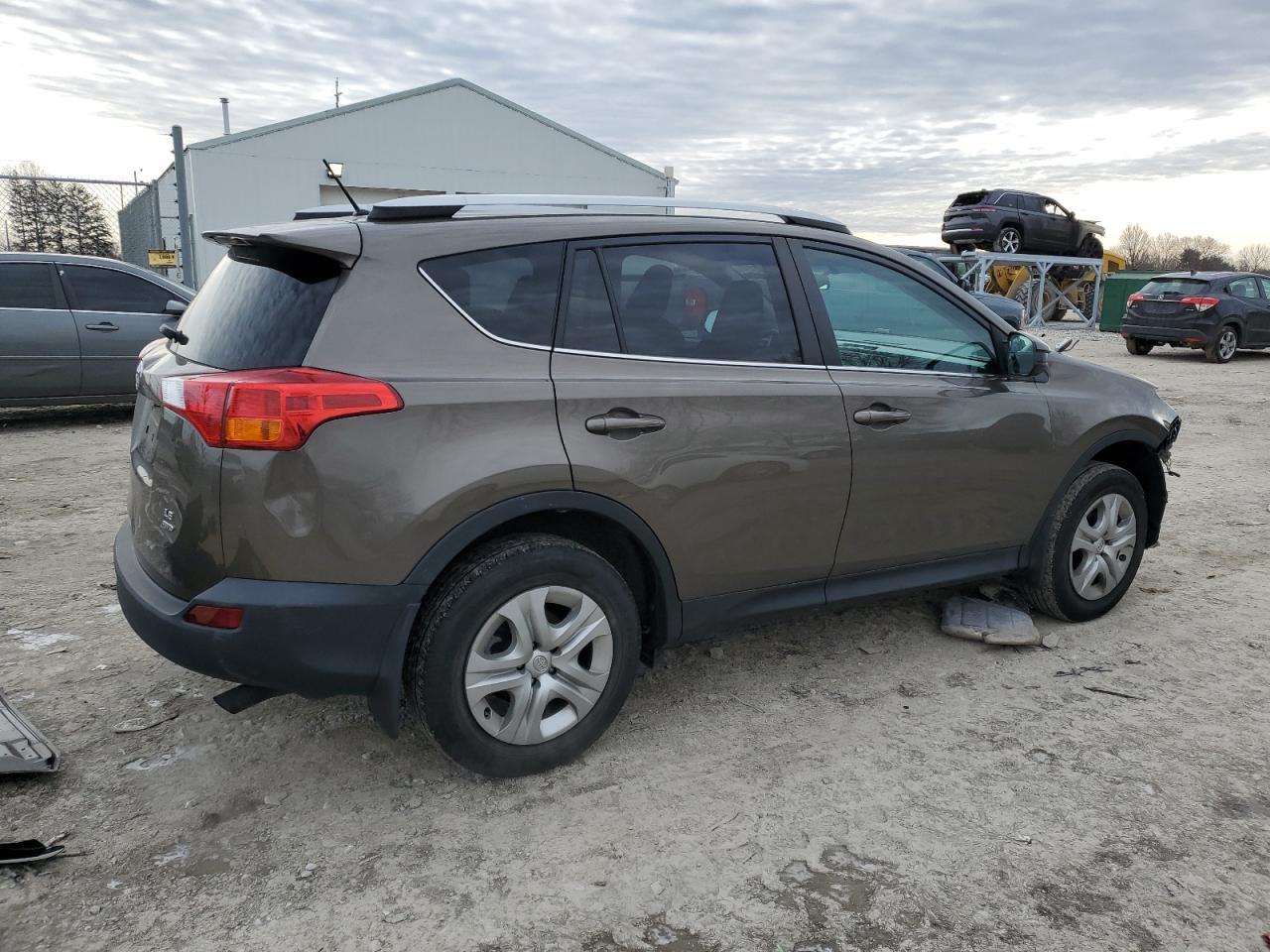 2014 TOYOTA RAV4 LE - Image 3