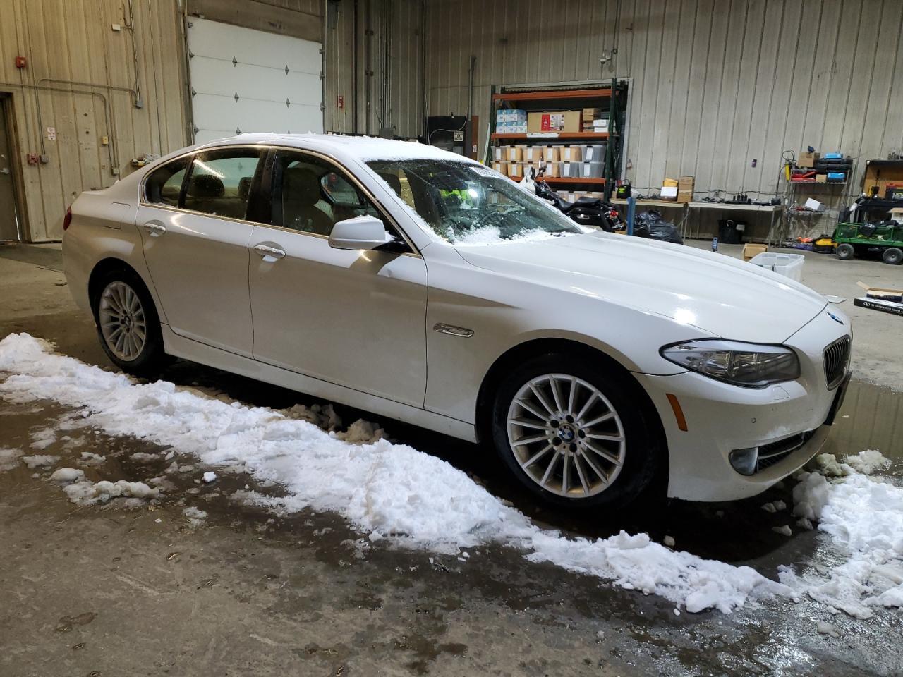 2013 BMW 535 XI - Image 4