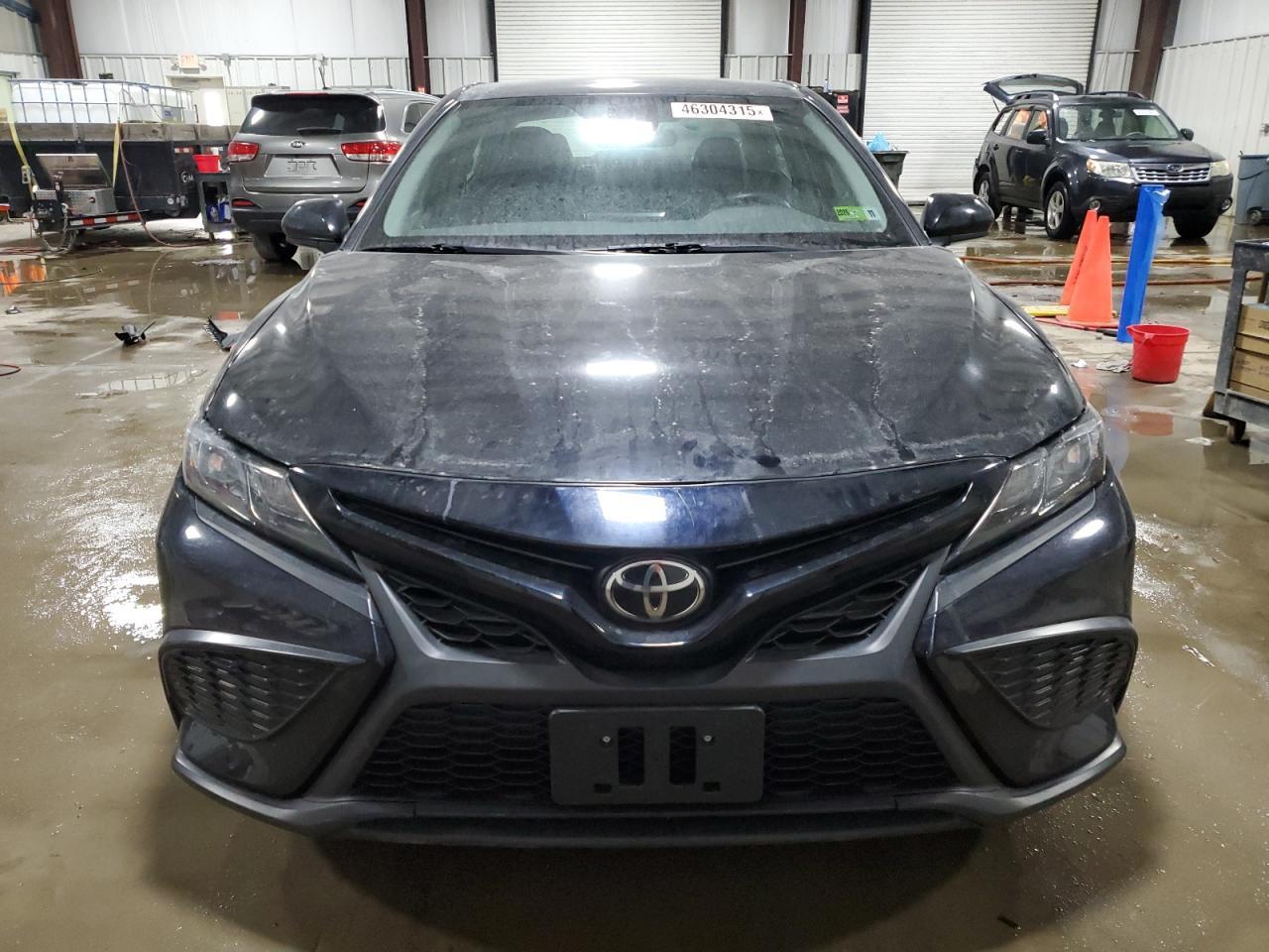 2021 TOYOTA CAMRY SE - Image 5