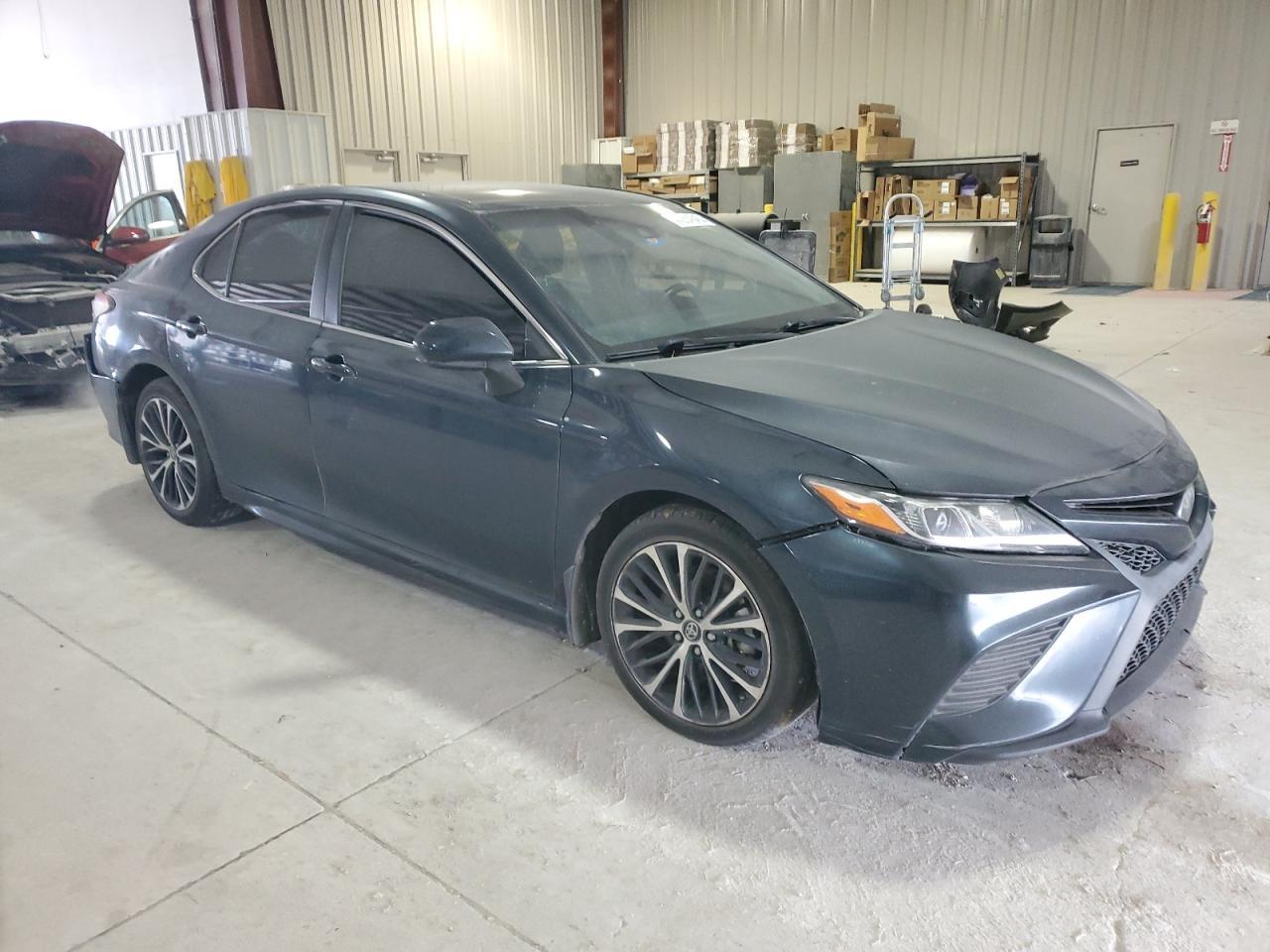 2018 TOYOTA CAMRY L - Image 4