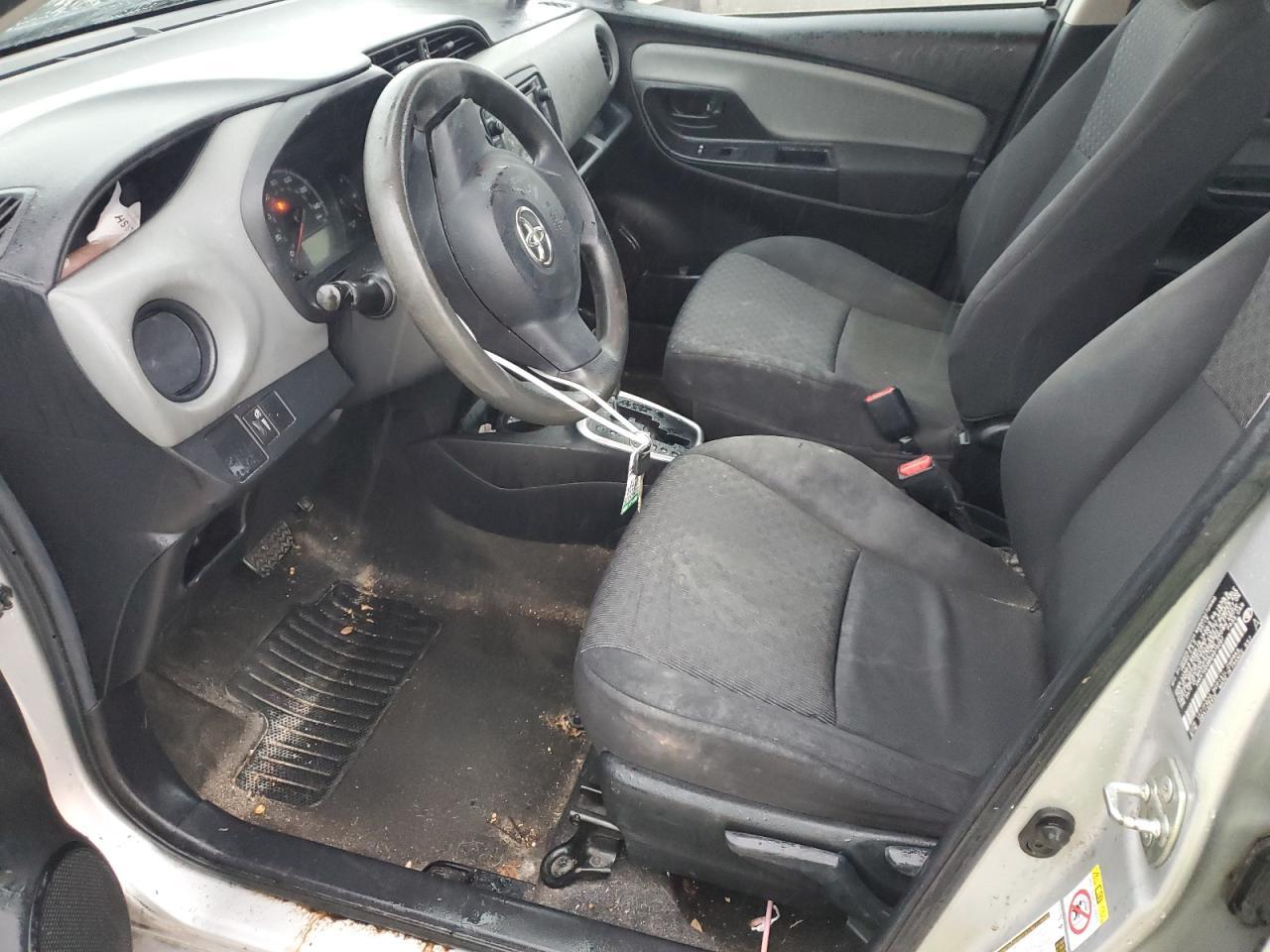 2016 TOYOTA YARIS L - Фото 7