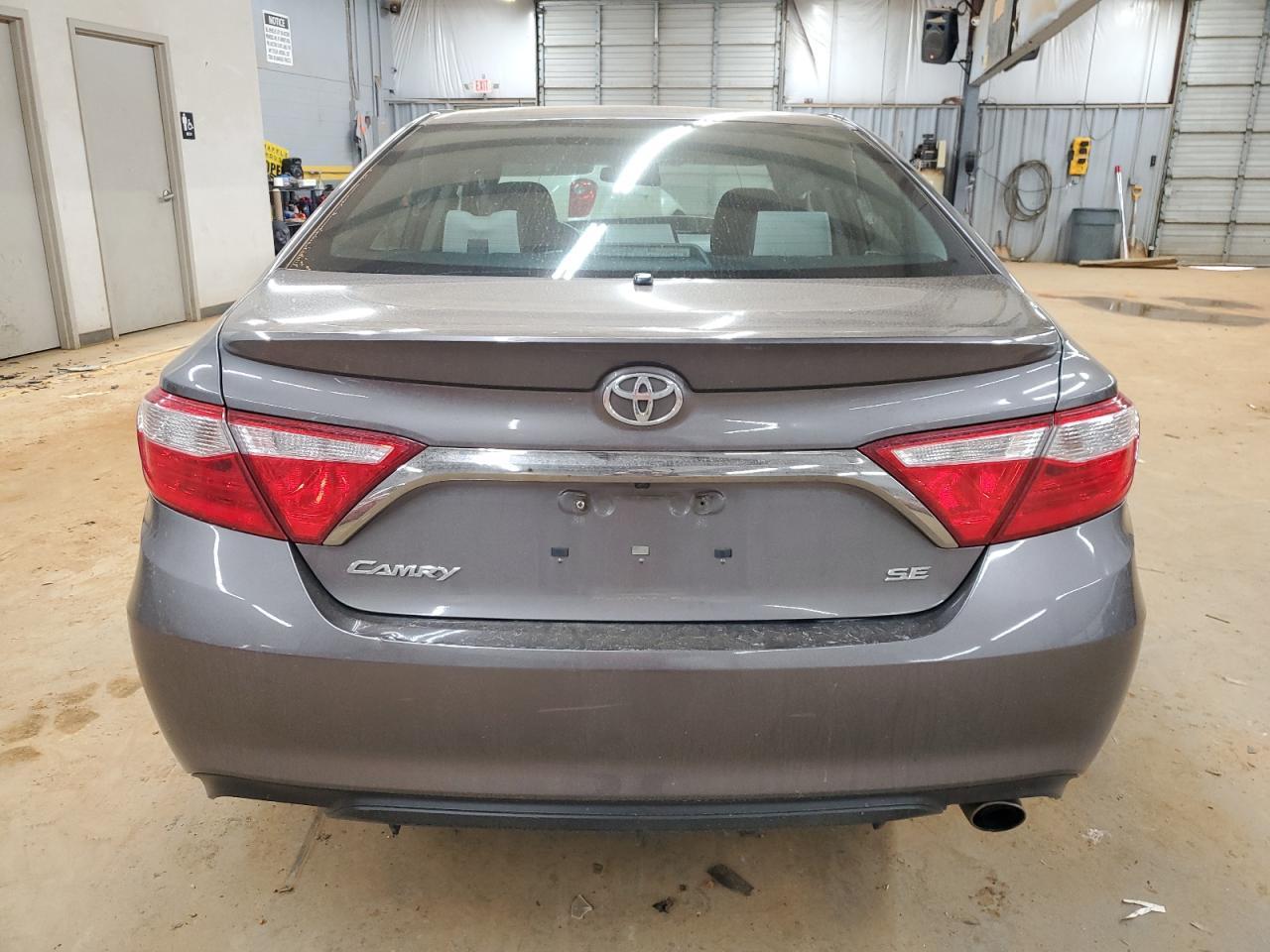 2016 TOYOTA CAMRY LE - Image 6