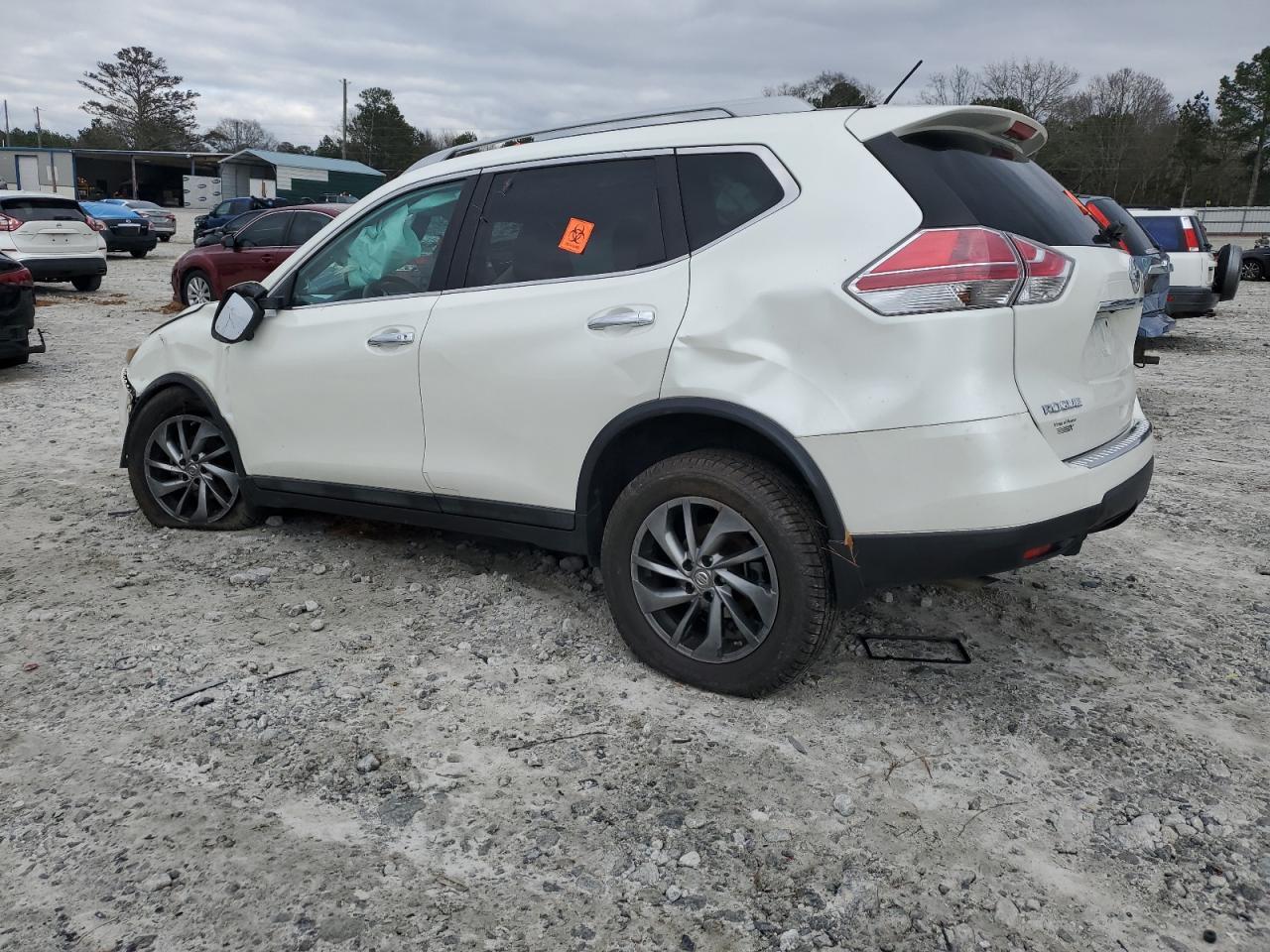 2015 NISSAN ROGUE S - Фото 2