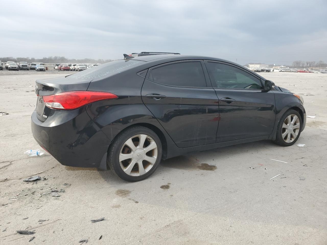 2013 HYUNDAI ELANTRA GL - Image 3