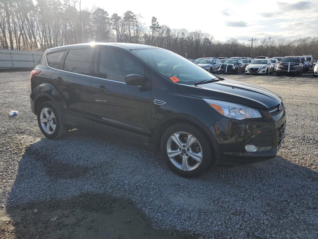 2015 FORD ESCAPE SE - Image 4