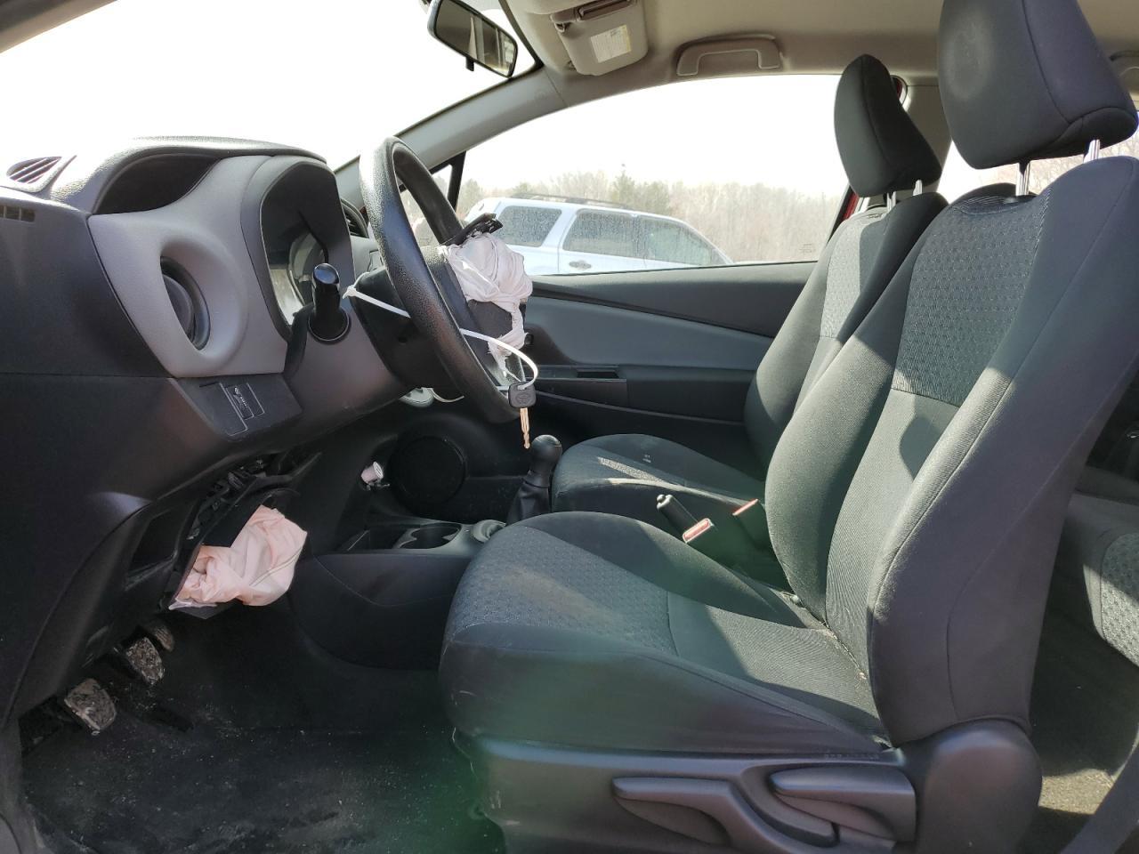 2015 TOYOTA YARIS - Фото 7