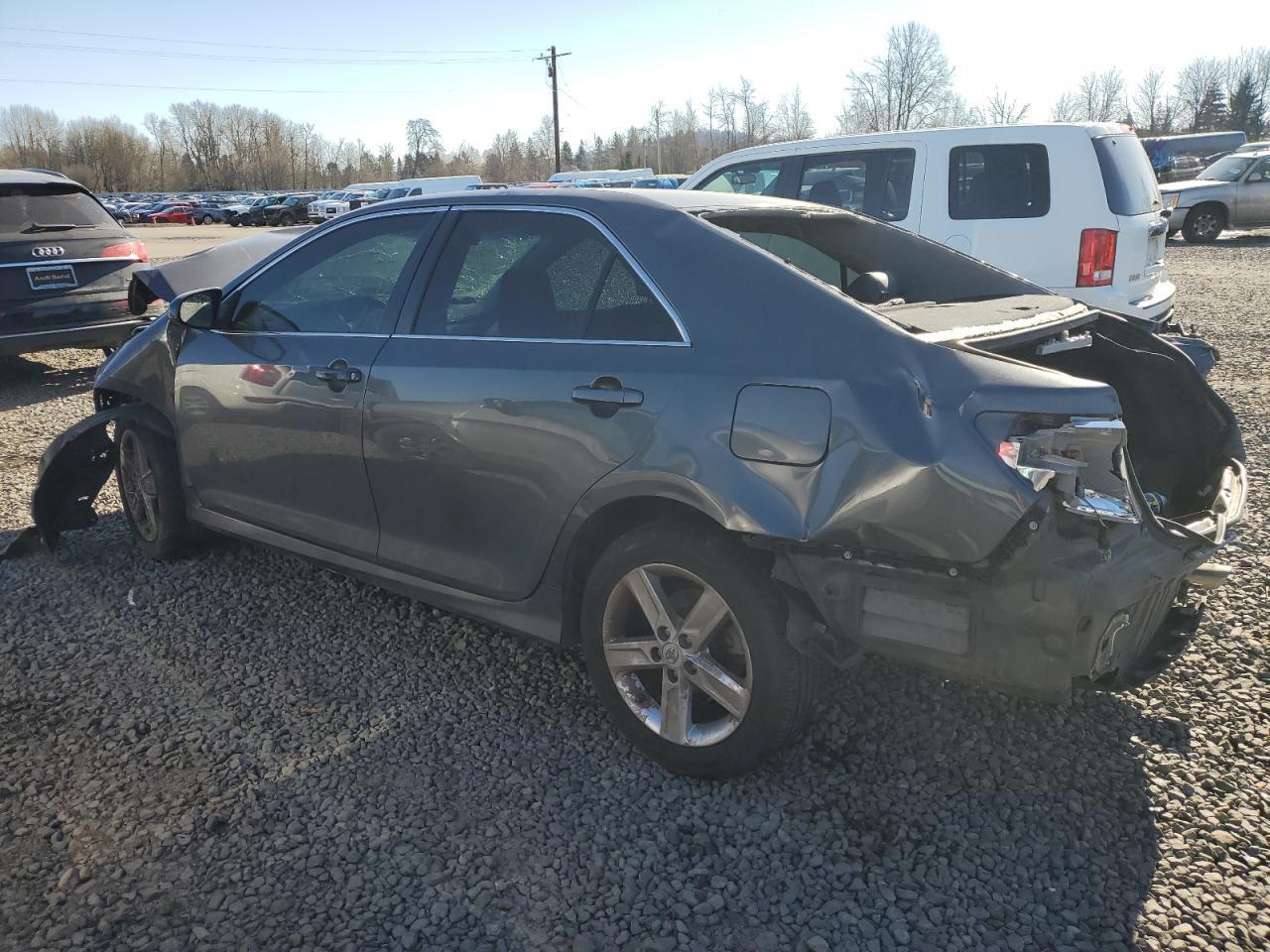 2012 TOYOTA CAMRY BASE - Фото 2