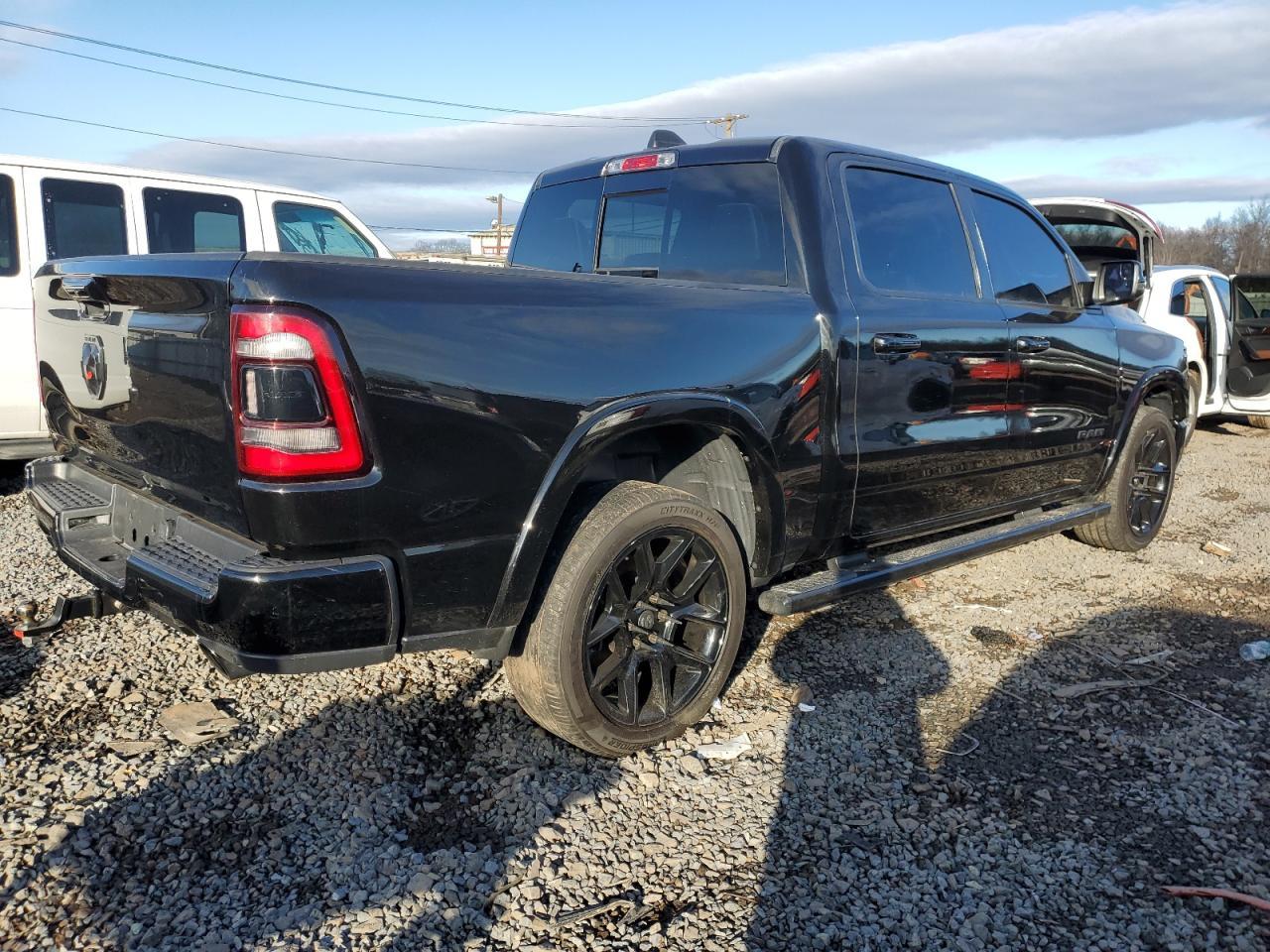 2019 RAM 1500 LARAM - Фото 3