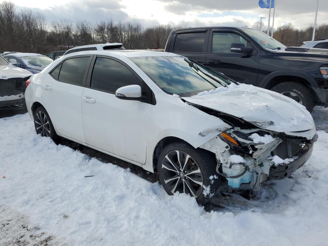 2018 TOYOTA COROLLA L - Фото 4