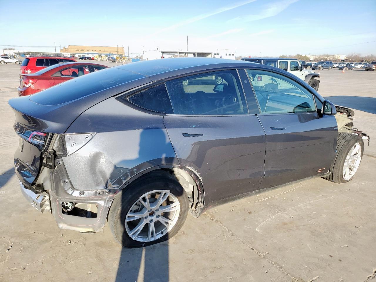 2023 TESLA MODEL Y - Image 3