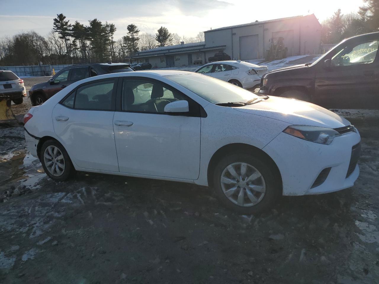 2015 TOYOTA COROLLA L - Фото 4