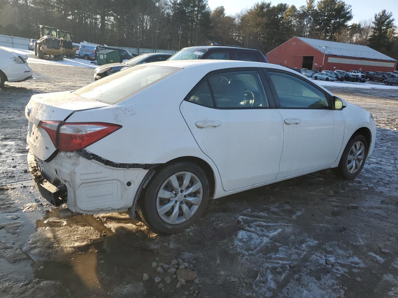 2015 TOYOTA COROLLA L - Фото 3