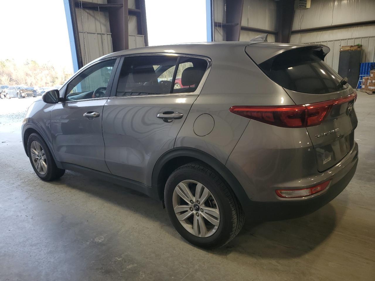 2017 KIA SPORTAGE L - Image 2