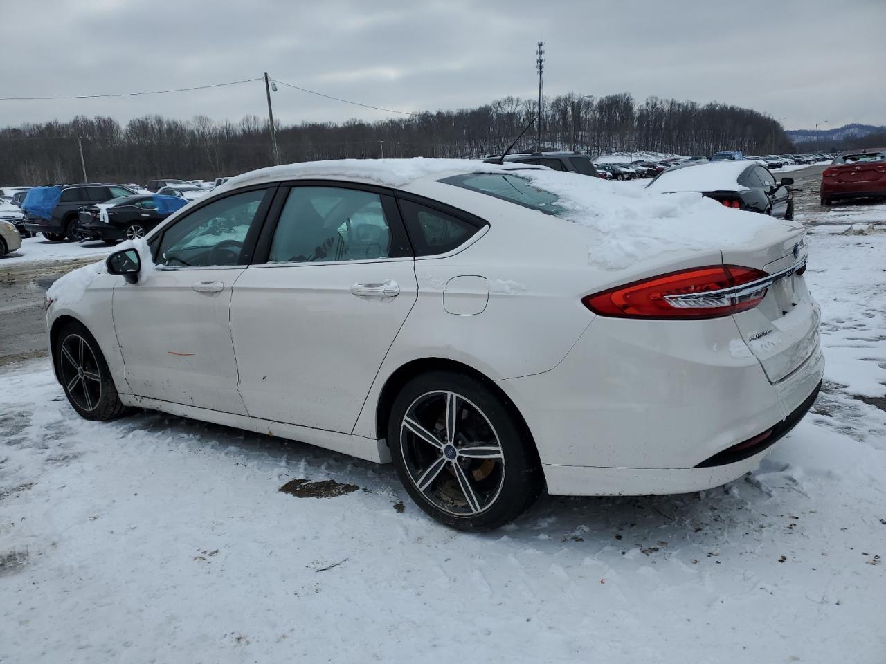 2017 FORD FUSION SE - Фото 2