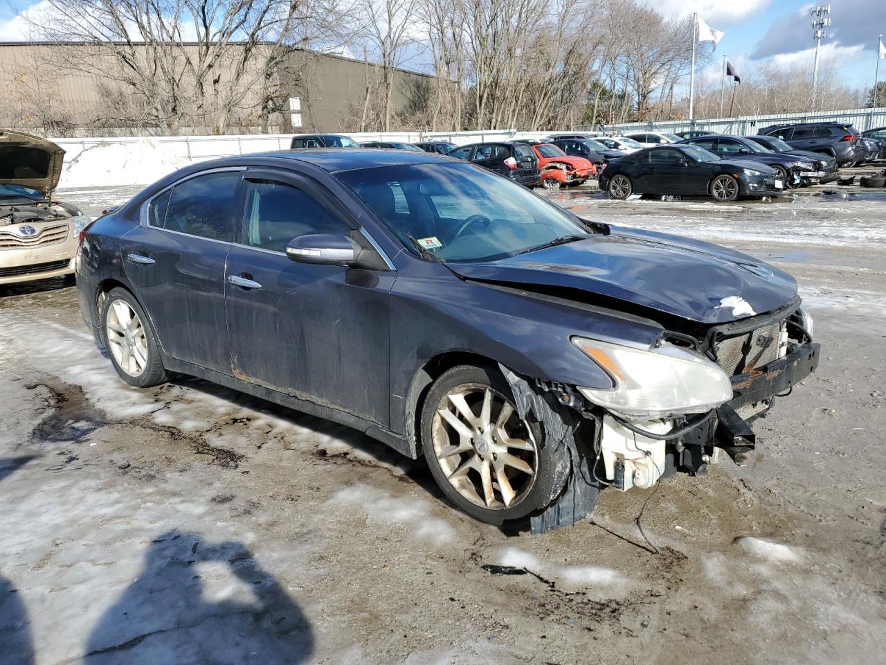 2011 NISSAN MAXIMA S - Image 4