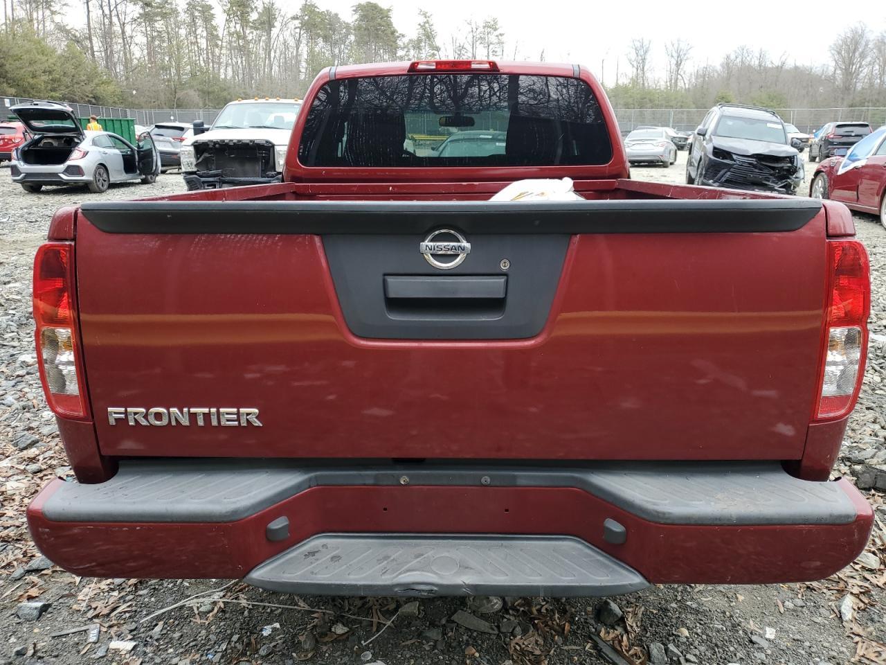 2017 NISSAN FRONTIER S - Фото 6
