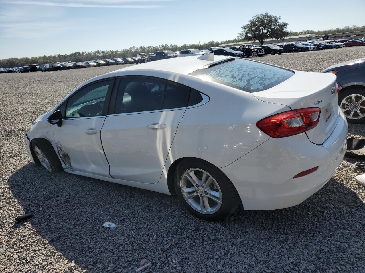 2017 CHEVROLET CRUZE LT - Image 2