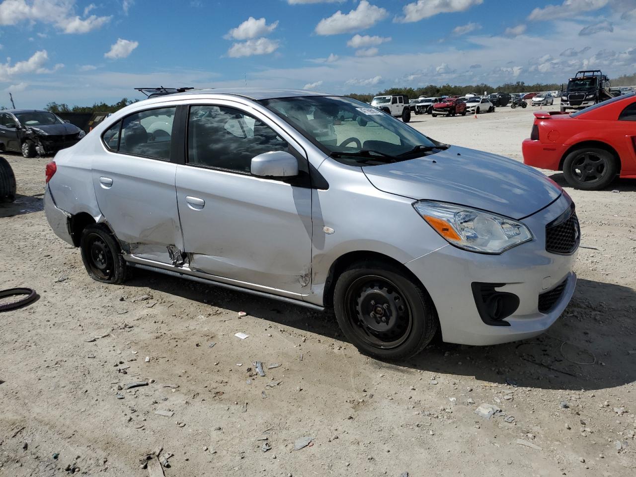 2020 MITSUBISHI MIRAGE G4 - Фото 4