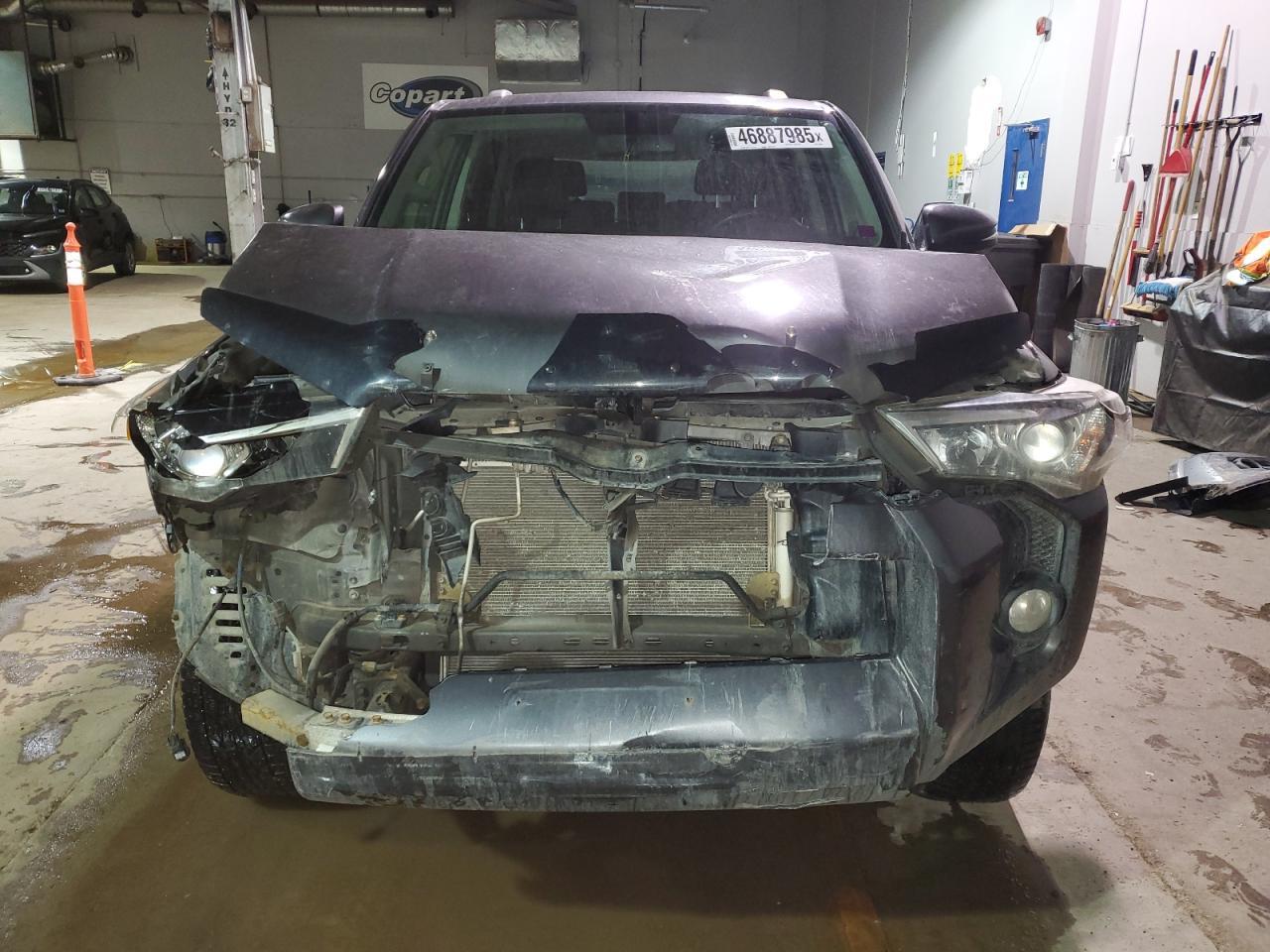 2017 TOYOTA 4RUNNER SR - Image 5