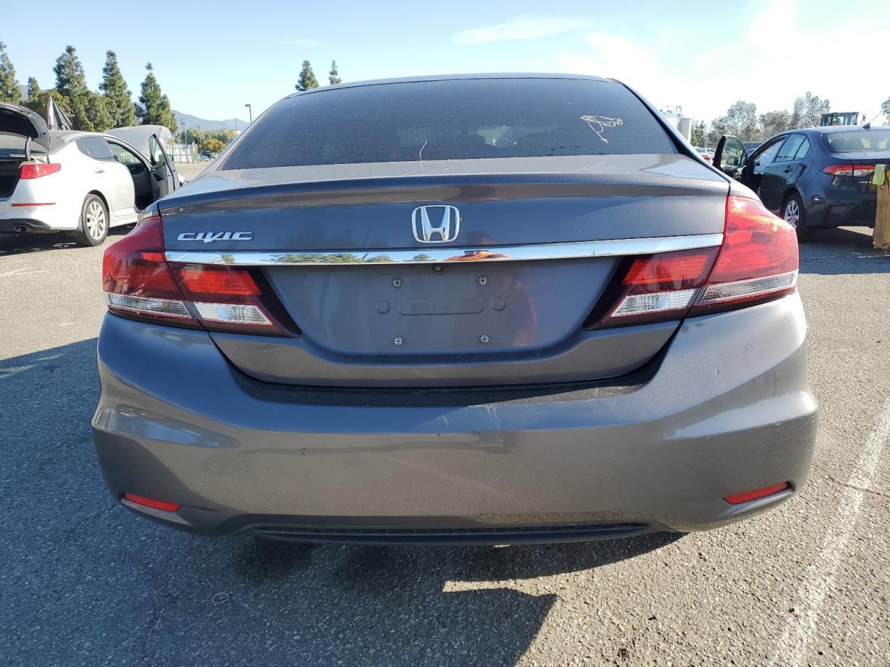 2015 HONDA CIVIC LX - Image 6