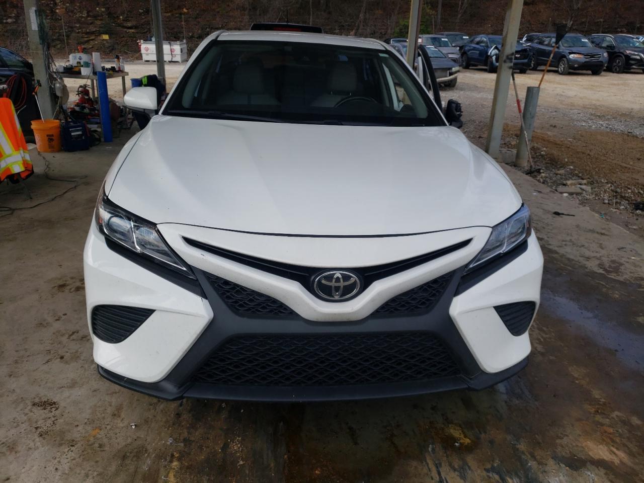 2020 TOYOTA CAMRY SE - Image 5