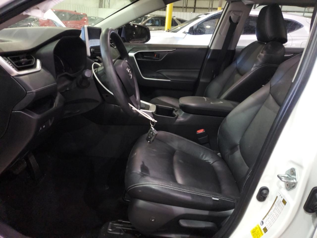 2023 TOYOTA RAV4 LE - Image 7