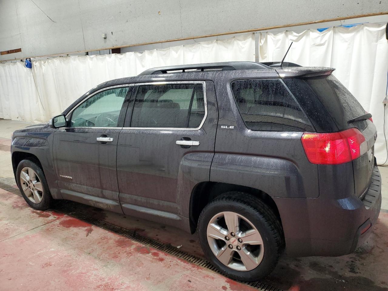 2014 GMC TERRAIN SL - Image 2