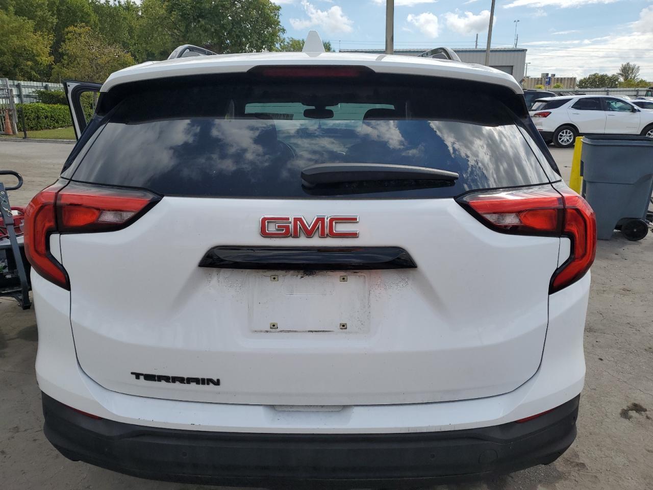 2019 GMC TERRAIN SL - Image 6