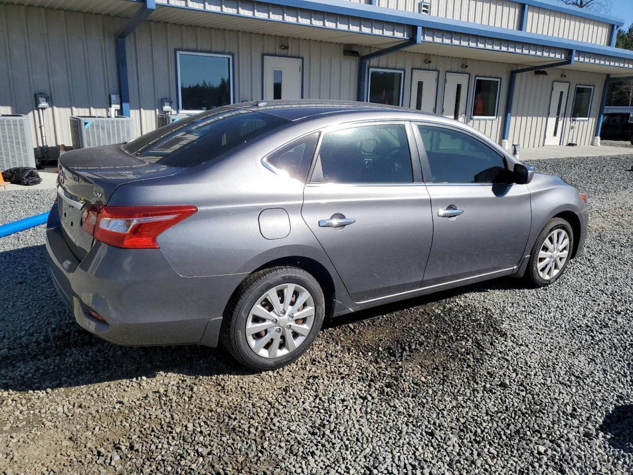 2017 NISSAN SENTRA S - Фото 3